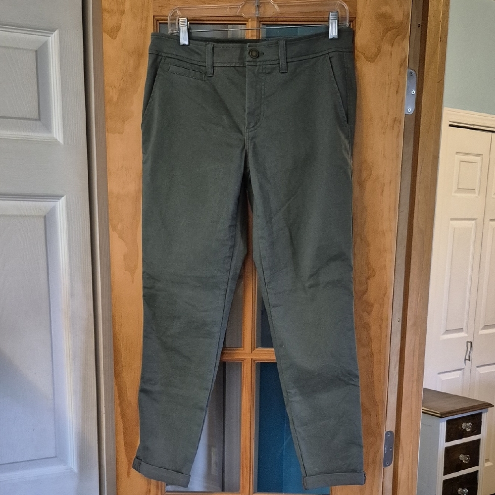 41 Hawthorn Women's Khaki Green Chinos